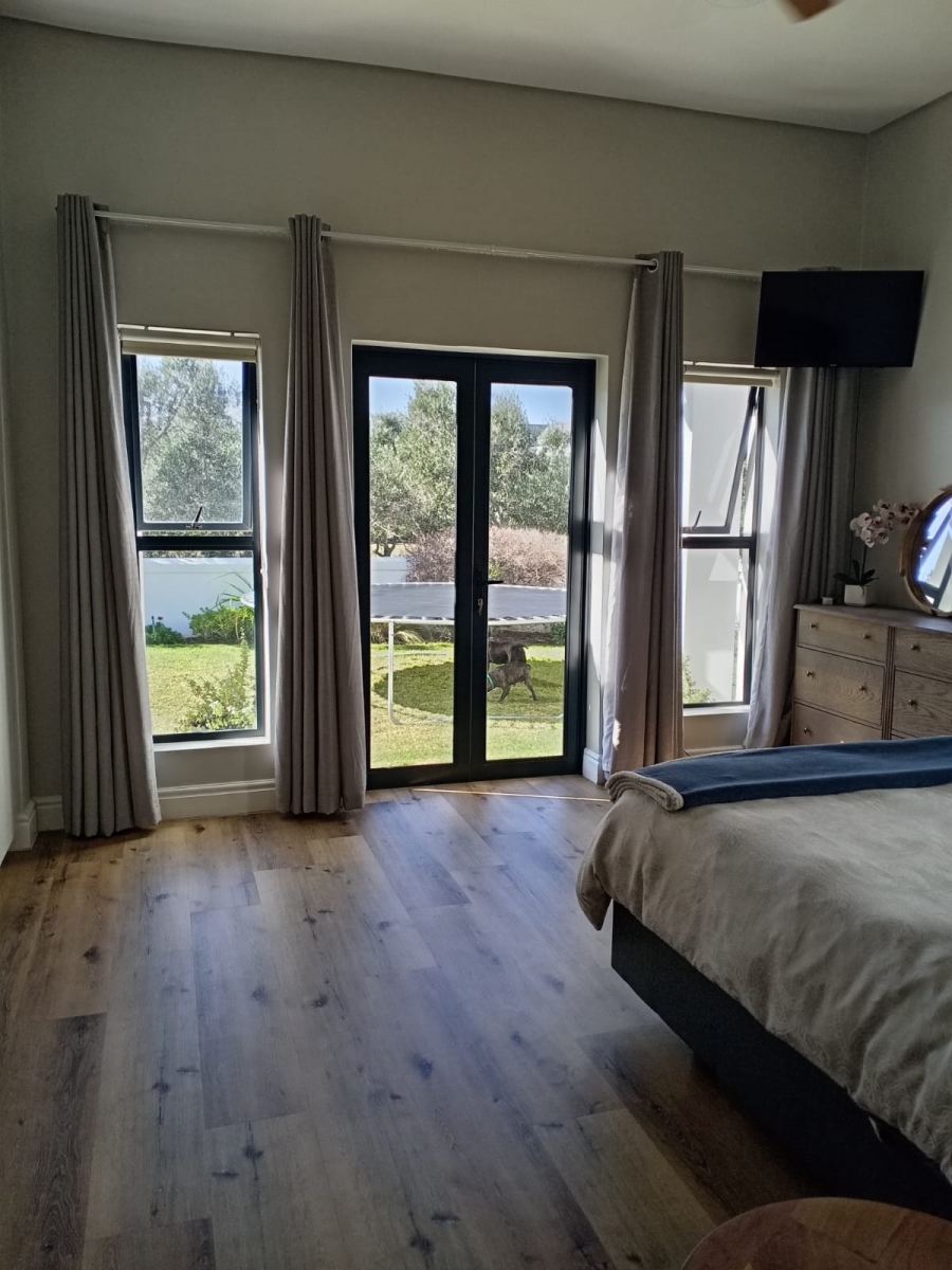 To Let 3 Bedroom Property for Rent in Croydon Olive Estate Western Cape